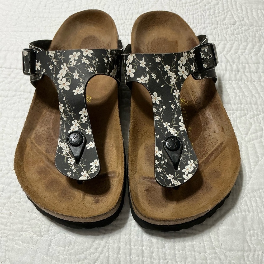 Papillio by Birkenstock Gizeh floral print black & white Sandal Euro 38 US 7 - Picture 3 of 12